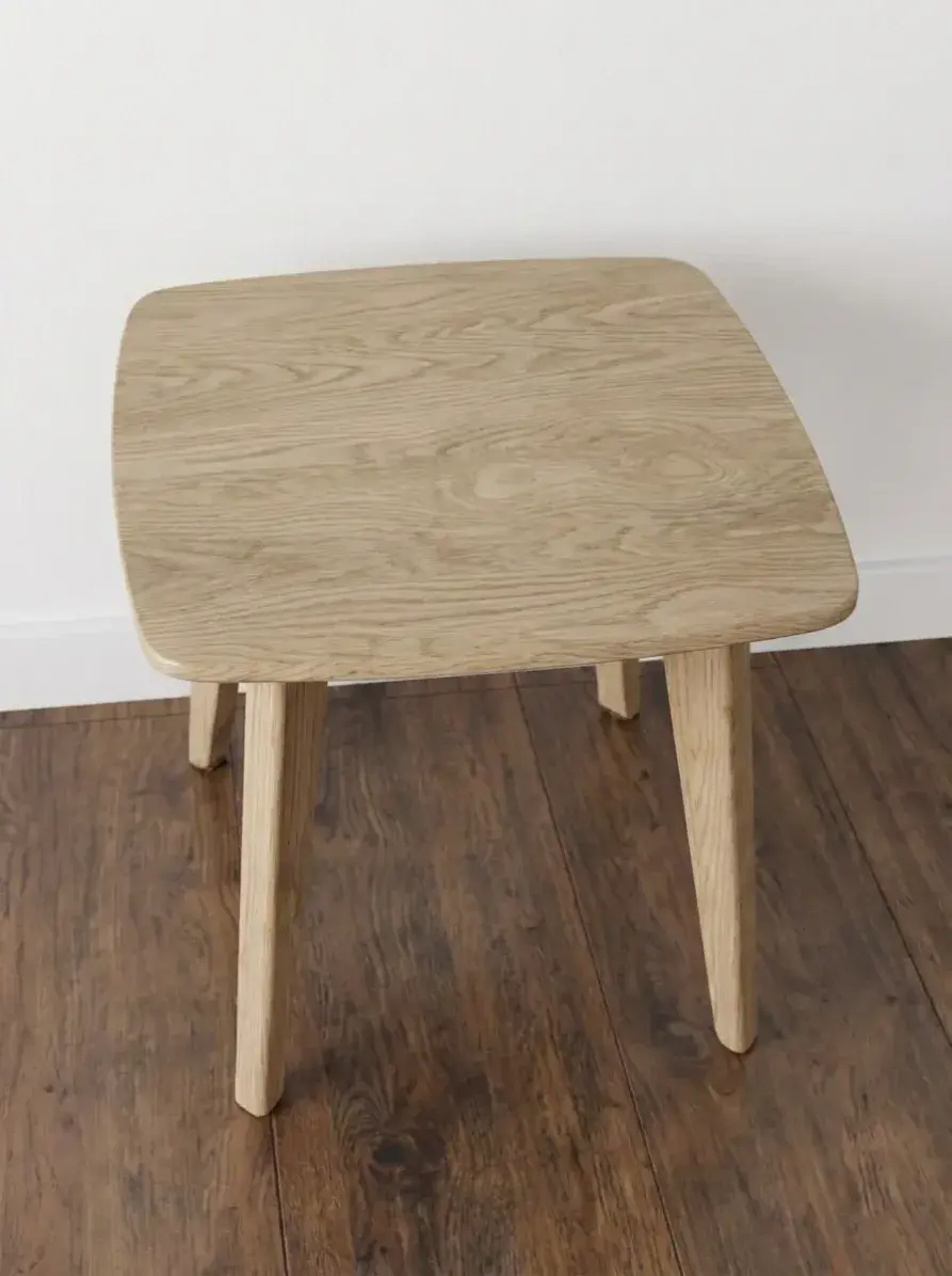 Mesa de Apoio Quadrada Pés Palito | Volume A — foto 4